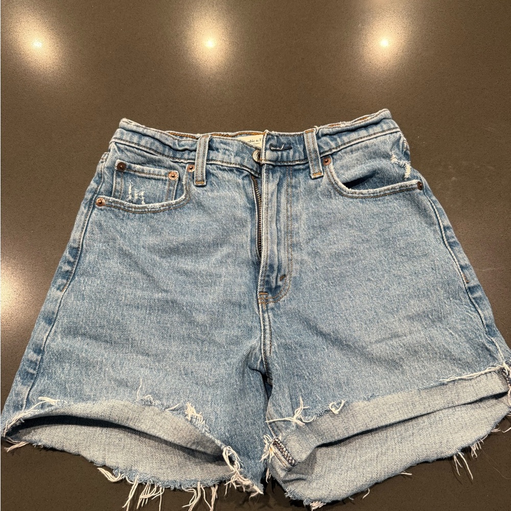 Abercrombie & Fitch Light Wash Frayed Denim Shorts